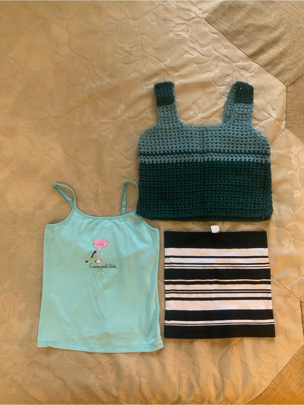 Lot of 3 Y2K Tops Teal Crochet Tank Cosmopolitan Graphic Cami Striped Tube Top S